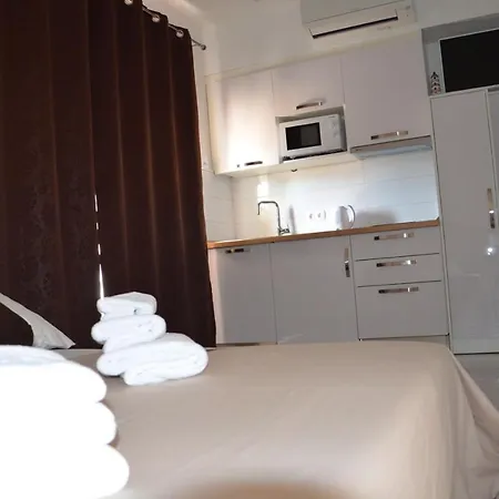Tomi - Ciovo Apartament
